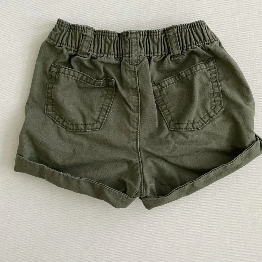 Carter’s Toddler Girl Short Size 12 Months